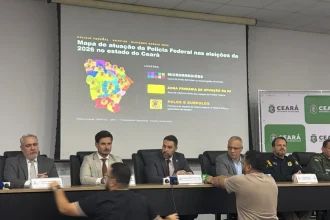 Coletiva - secretário estadual da Segurança Pública, Roberto Sá